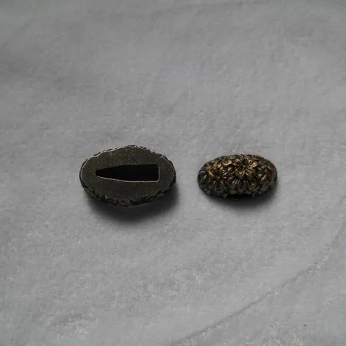 Vista 8 de Espada samurái japonesa KOSHIRAE – Hierro Fuchi Kashira 01-07