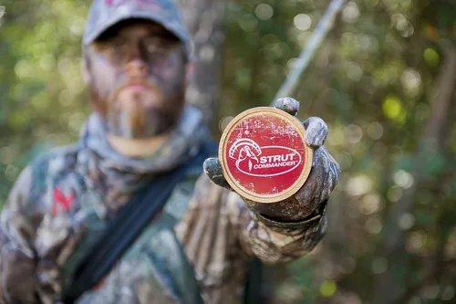 Vista 6 de STRUT COMMANDER Ole Scratch Slate y Cherry Turkey Pot Call