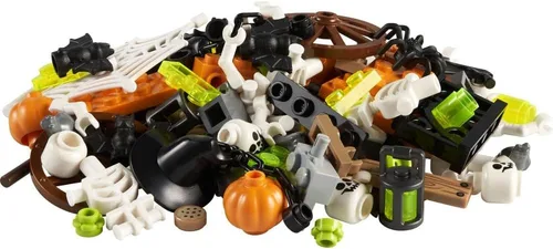 Vista 3 de LEGO Spooky Halloween VIP Add On Pack (40513) Juguete de construcción 2022