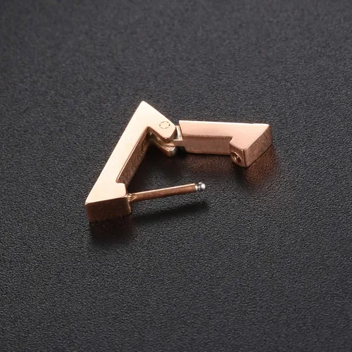 Vista 9 de HELFNE Aretes de cartílago hechos a mano con triángulo de oro de 14 quilates para mujer de oro real pequeños aretes geométricos de plata