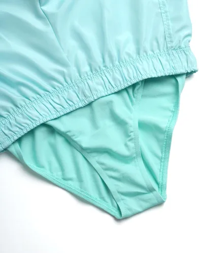 Vista 2 de Body Glove Pantalones cortos deportivos para niñas, paquete de 4 pantalones cortos de forro polar de rendimiento activo, pantalones cortos de delfín