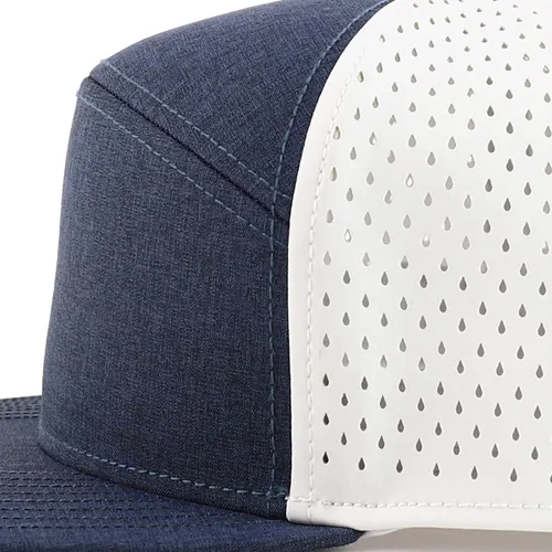 Vista 6 de Trendy Apparel Shop Oversize XXL 6 Panel Camper Style Performance Snapback Cap Azul marino y blanco