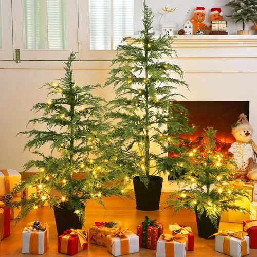 Vista 4 de Cinnyvoice Set of 3 Pre-lit Potted Christmas Tree with led, 2 ft, 3ft,4 ft Árbol de ciprés artificial preiluminado con base de cesta tejida