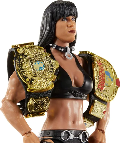 Vista 3 de WWE Elite Collection Paquete de 2: figuras de acción Triple H & Chyna de 6 pulgadas con 2 juegos de manos intercambiables y accesorios