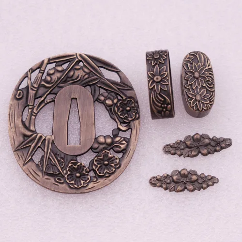 Vista 43 de Espada samurái japonesa KOSHIRAE – TSUBA FUCHI KASHIRA MENUKI 68-100