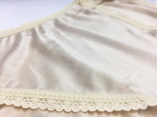 Vista 5 de SilRiver Bragas de bikini 100 % seda para mujer, sexy y cómodo, ropa interior de tanga, transpirable