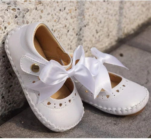 Vista 3 de KARUBI Zapatos de bebé Niñas Niños Niño Antideslizante y Casual Zapatilla para primeros caminantes Hecho en Taiwán