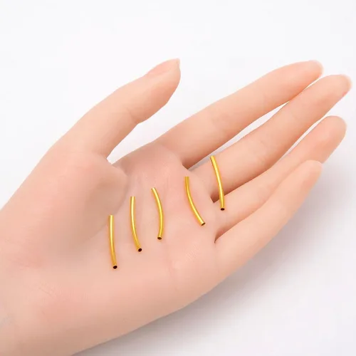 Vista 2 de 20 cuentas de tubo de fideos curvadas resistentes al deslustre de Adabele de 0.98 pulgadas de largo, espaciador chapado en oro amarillo de 18