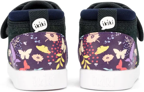Vista 5 de ikiki Zapatillas deportivas para niños pequeños y niños pequeños. Tenis de ajuste espacioso. Nota no chirriantes, puntera y talón de cuero vegano