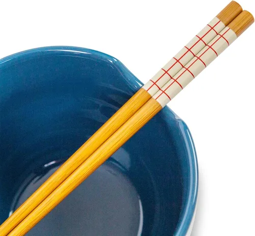 Vista 3 de Disney Lady And The Tramp Serenade - Juego de vajilla de cerámica para ramen, incluye cuenco de fideos de 20 onzas y palillos de madera