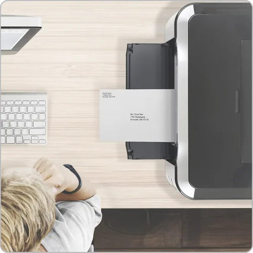 Vista 5 de Quality Park Sobres de correo A9, paquete de 100, sobres blancos autosellados para invitaciones, anuncios, fotos y tarjetas de felicitación de mitad