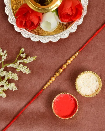 Vista 2 de Rakhi para hermanoRakhiRakhi SetRakheeRakhi de diseñadorEnviar Rakhi a EE.UU.Rakhi para hermano con set de regaloRakhi Bhaiya BhabhiRakhi tarjeta