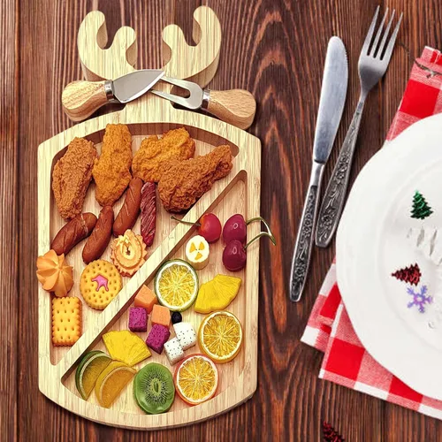 Vista 2 de Tabla de charcutería personalizada de bambú para quesos y cuchillos, divertida tabla de aperitivos de hojas de árbol de Navidad, tablero