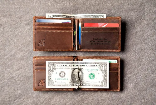 Vista 8 de Slim Personalized Distressed Leather Wallet The Key Largo Wallet by Left Coast Original