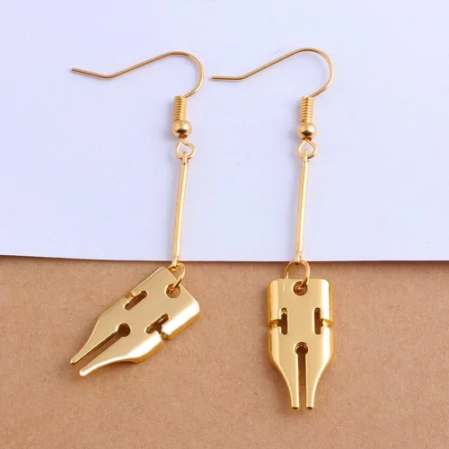 Vista 3 de JJBA JoJo Kakyoinf - Aretes de cereza Polnaref Jolyne Rohan Anime Jewelry Regalos estéticos para niños, niñas, adolescentes, mujeres y hombres