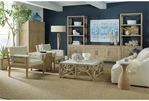 Vista 2 de Hooker Furniture Cofre de silla Surfrider para sala de estar