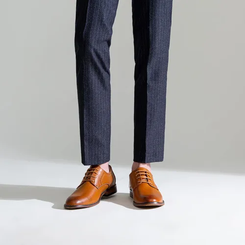 Vista 6 de Vostey Zapatos de vestir para hombre clásicos con punta de ala Brogue Oxfords