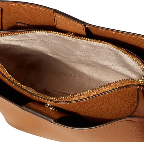 Vista 7 de Calvin Klein Hailey Micro Pebble - Cadena cruzada con triple compartimento