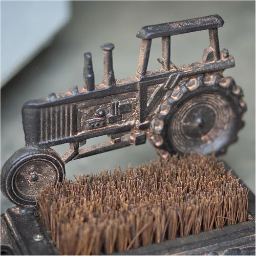 Vista 2 de CTW Home Collection 420195 Rascador de botas de tractor, 10 pulgadas de ancho, hierro fundido
