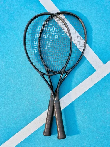 Vista 6 de HEAD Speed Pro Legend 2025 Tennis Racquet Strung Mid Tension with Velocity 16G String