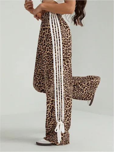 Vista 4 de Floerns Pantalones de pierna ancha con estampado de leopardo a rayas Y2K Marrón café