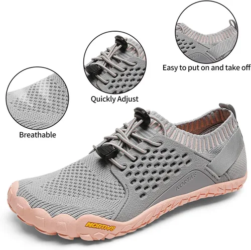 Vista 2 de NORTIV 8 Zapatos de agua de secado rápido para mujer, sensación de pies desnudos, para deportes acuáticos, para la playa o la piscina, para nadar
