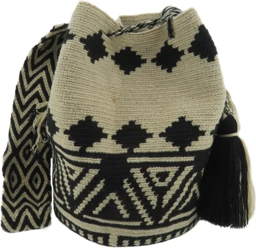 Vista 2 de WAYUU bag Colombian handmade crossbody mochila crochet multicolor strap made by indigenous with Tassels Authentic Fair Trade