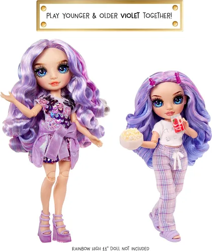 Vista 4 de Rainbow High Jr High PJ Party - Violeta, Muñeca de moda morada de 9" posable con enterizo suave, pantuflas, accesorios de juego divertidos, gran