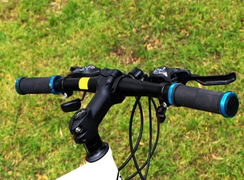 Vista 7 de 1 par de empuñaduras de manillar de bicicleta, empuñaduras de goma antideslizantes con doble anillo de bloqueo de aluminio azul, protector de mango