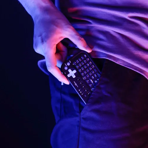 Vista 2 de [Actualización] Teclado de bolsillo Bluetooth con mouse Jog y audio, control remoto inalámbrico compatible con teléfono Android, tableta, TV Stick