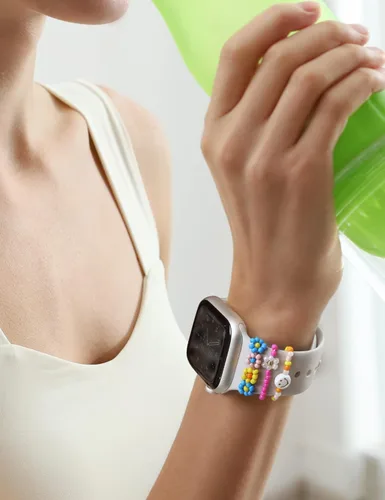 Vista 4 de Heesch Dijes Elásticos con Cuentas para Correa de Reloj Compatibles con Apple Watch de 38/40/41/42/44/45/49mm, Lindas Cuentas Decorativas Anillos