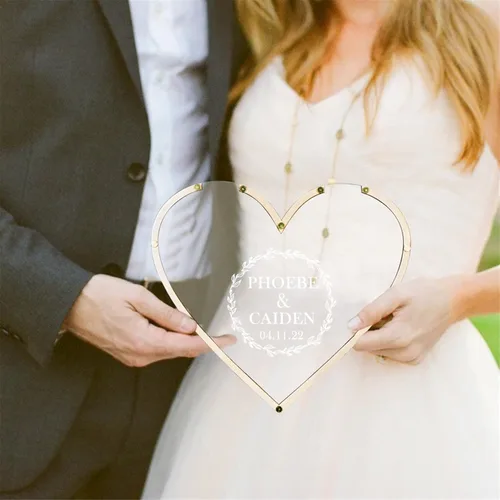 Vista 3 de Libro alternativo de corazón personalizado para libro de invitados con 30 a 100 corazones de madera, caja de madera personalizada para decoración