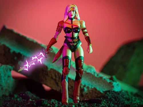 Vista 2 de Figura de acción de FigBiz de Metal Pesado 'Taarna
