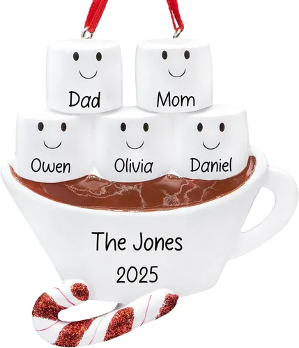 Vista 12 de Adorno de Navidad personalizado de familia de 3 de chocolate caliente 2026 Malvaviscos personalizados en taza de cacao con bastón de caramelo