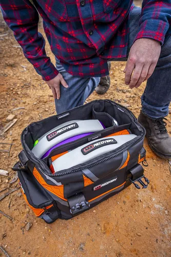 Vista 3 de ARB Kit de recuperación RK9A Premium para cualquier aventura todoterreno, el equipo de recuperación 4x4 más completo incluido en una caja a todo