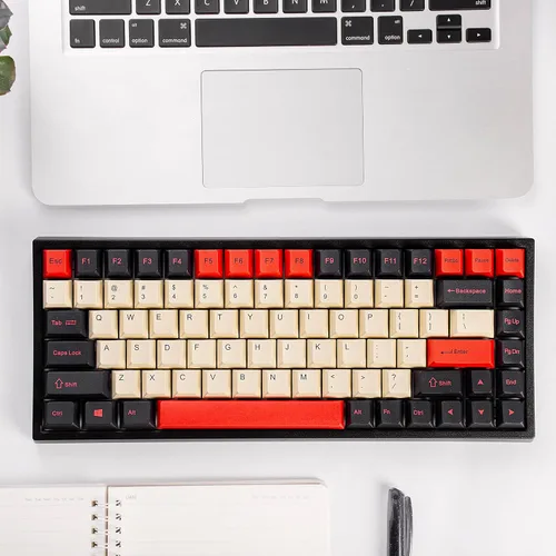 Vista 3 de YUNZII KC84 SP Teclado mecánico intercambiable en caliente de 84 teclas con teclas PBT teñidas teclado programable RGB NKRO interruptor marrón