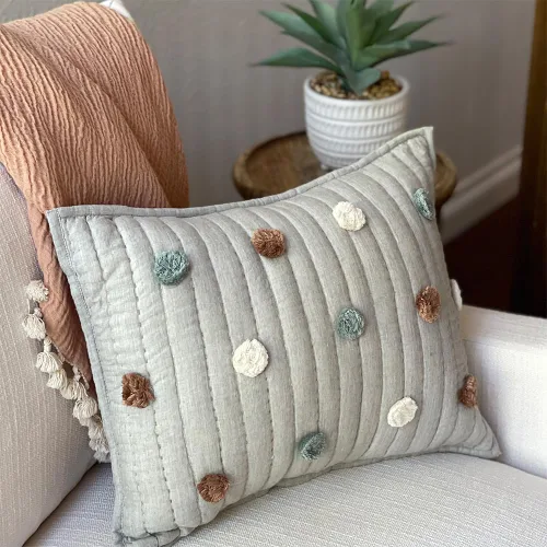 Vista 4 de Crane Baby Almohada acolchada decorativa, arcoíris