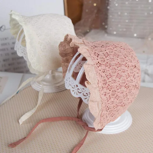Vista 6 de Gorro de algodón ajustable para bebés y niños pequeños con encaje transpirable y ojales