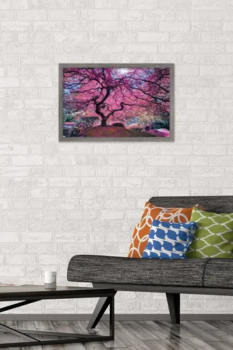 Vista 2 de Trends International Póster de pared Pink Tree 2 de Moises Levy, 22.4 pulgadas de largo x 14.7 pulgadas, versión enmarcada en madera de granero