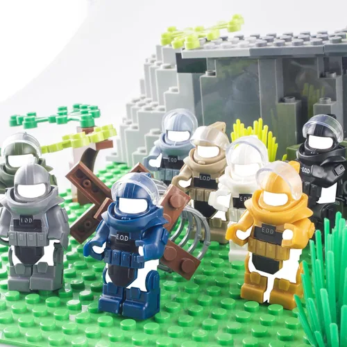 Vista 7 de Figuras de Soldados de Juguete de 4 Colores Traje de Desactivación de Bombas Armadura Traje E.O.D Juguetes Equipo Militar Minifigura Personalizada
