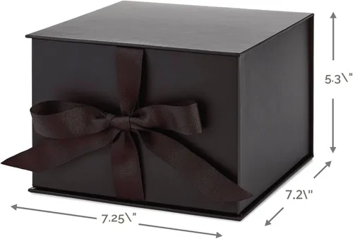 Vista 3 de Hallmark Caja de regalo mediana con tapa y relleno de papel triturado (caja negra de 7 pulgadas) para bodas, graduaciones, cumpleaños, día