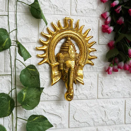 Vista 6 de eCraftIndia Golden Lord Ganesha con sol decorativo de metal para colgar en la pared, decoración del hogar, templo de Pooja Room y regalo