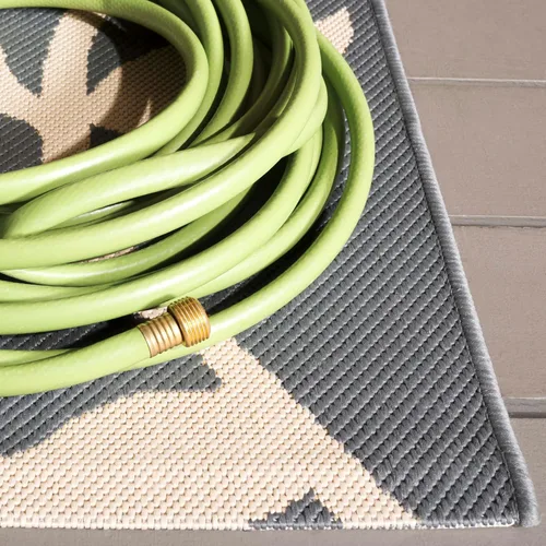 Vista 4 de SAFAVIEH Courtyard Collection CY7321 - Alfombra decorativa para interiores y exteriores, impermeable, fácil de limpiar, 2 pies 3 pulgadas x 6 pies 7
