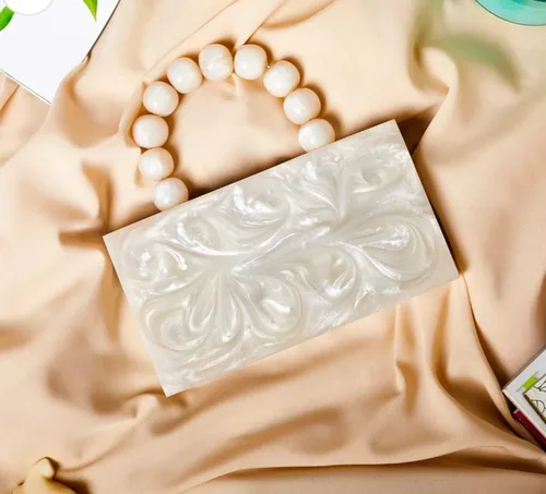 Vista 7 de ACCEDO Bolso de mano de mármol acrílico de lujo para mujer, bolso formal de noche, fiesta, novia, boda, bolso de mano para mujeres y niñas, blanco