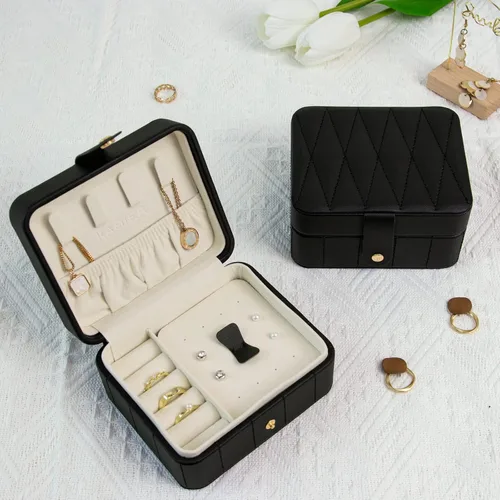 Vista 7 de KAMIER Organizador de viaje de joyería cajas de joyería portátiles de cuero acolchado con diamantes para mujeres y niñas organizador pequeño