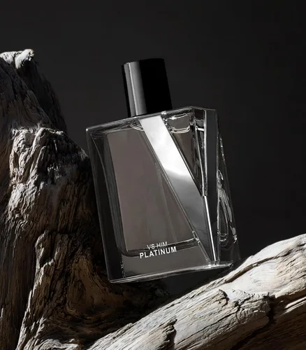 Vista 4 de Victoria's Secret VS Him Platinum Colonia para Hombre (1.7 oz)