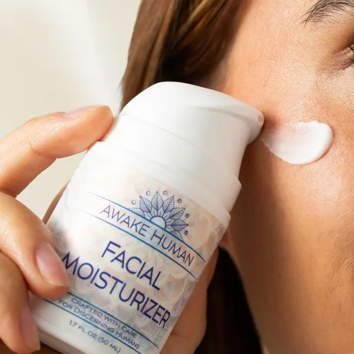 Vista 3 de Hidratante facial natural para piel seca y sensible - Crema facial natural orgánica - Aloe facial y té verde hidratante libre de crueldad animal