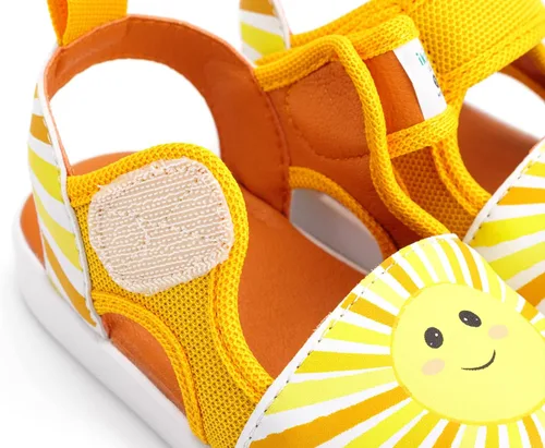 Vista 6 de ikiki Sandalias chirriantes para niños con interruptor de encendidoapagado