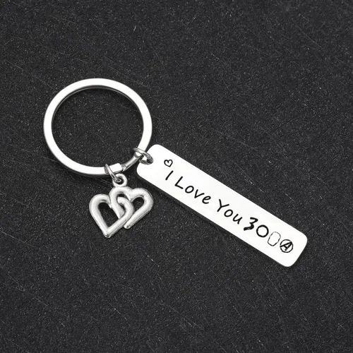 Vista 4 de De&ai Llavero con texto en inglés "I Love You" para fanáticos de la película, regalo para hija, joyería para mamá Llavero con texto en inglés "I