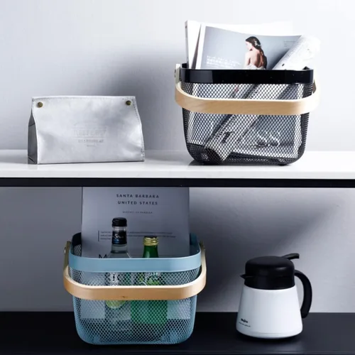 Vista 4 de Cesta organizadora de almacenamiento de malla de acero, cesta de frutas con mango de madera, ideal para cocina, baño, cestas de picnic, despensa